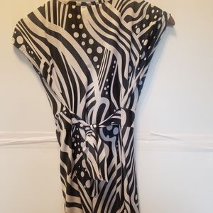 Super cute and fun sleeveless top